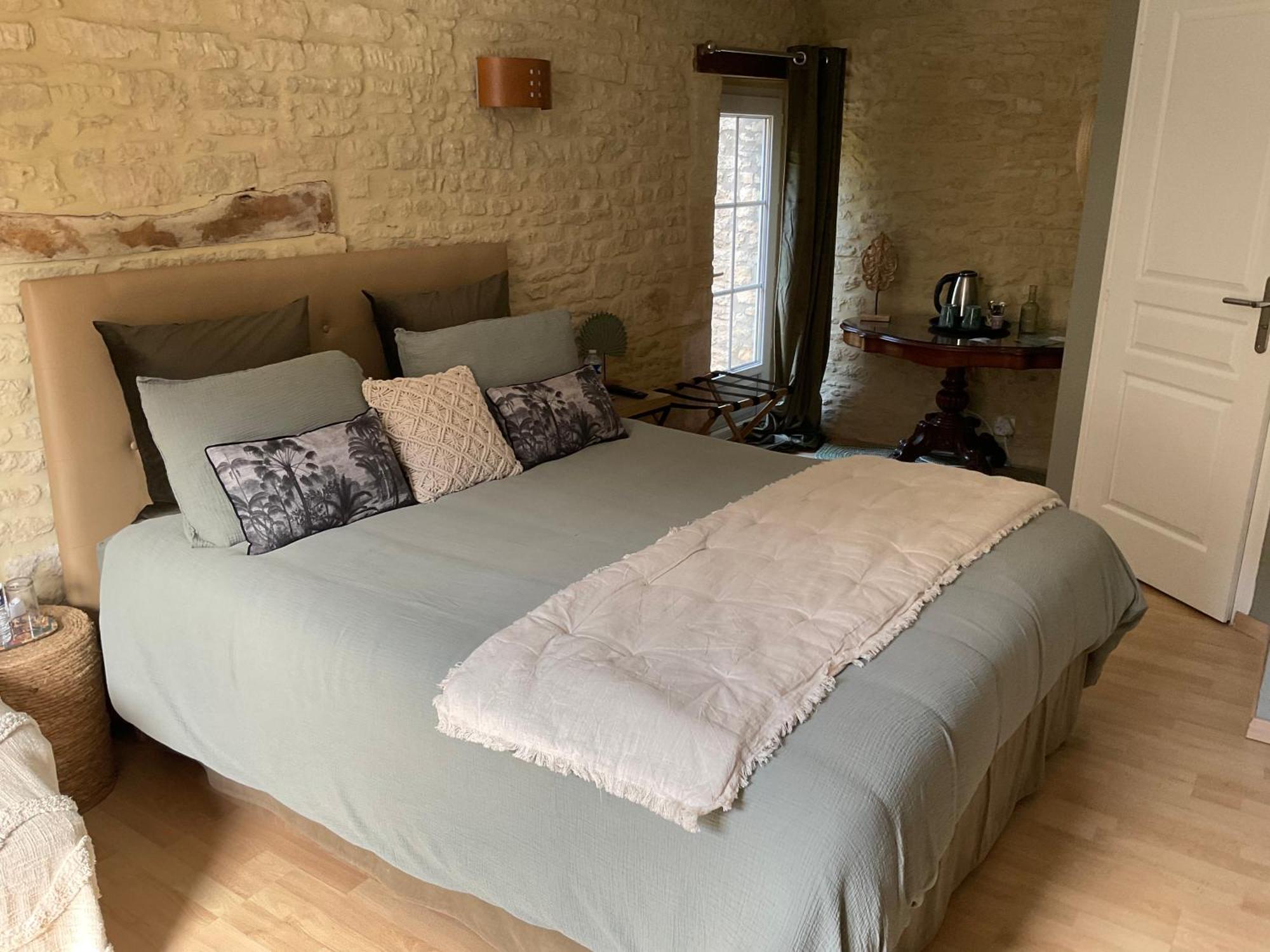 Thaon Chambres D'Hotes De L'Ancienne Auberge المظهر الخارجي الصورة